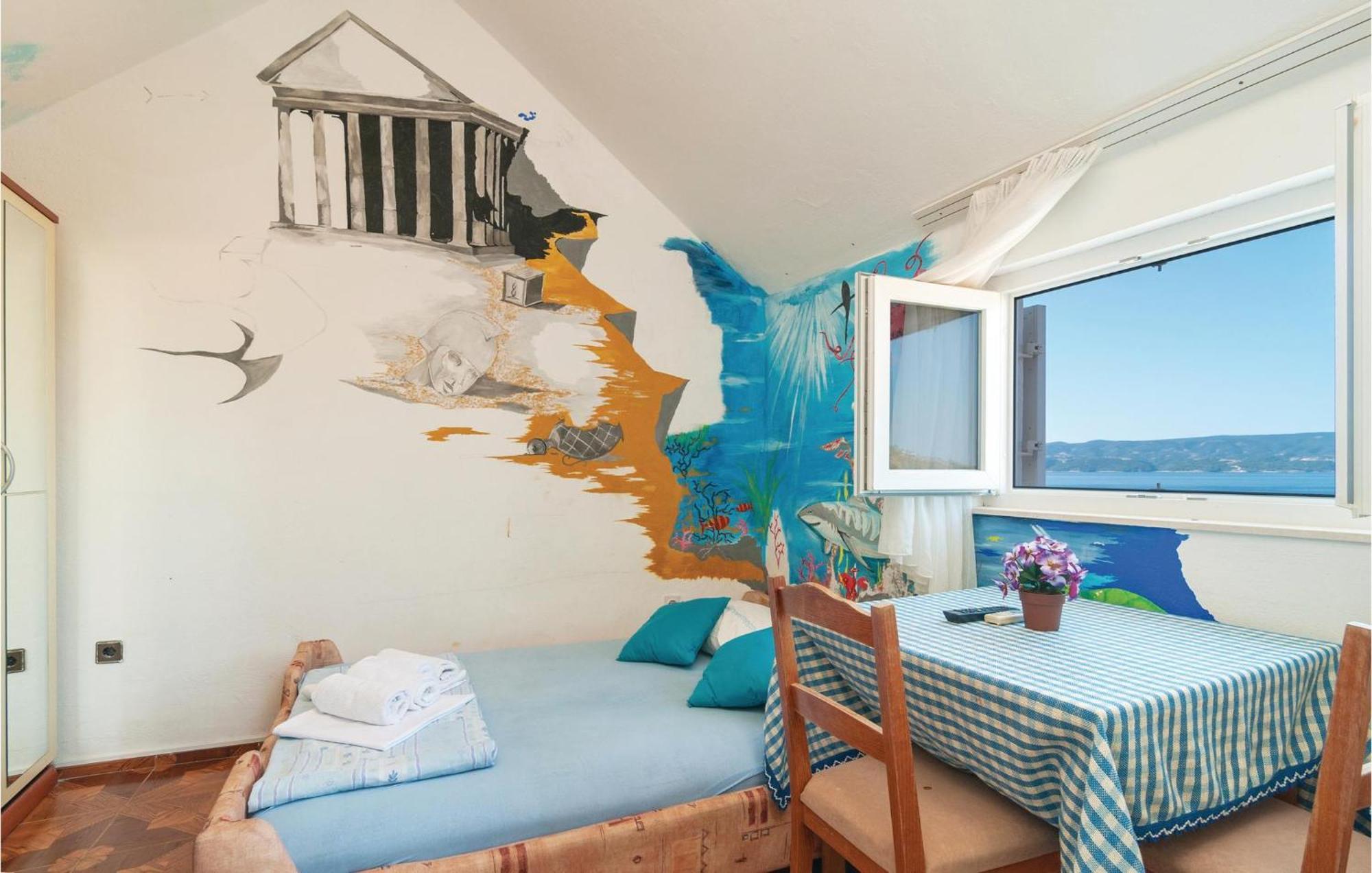 Gorgeous Apartment In Omis With House Sea View Eksteriør bilde