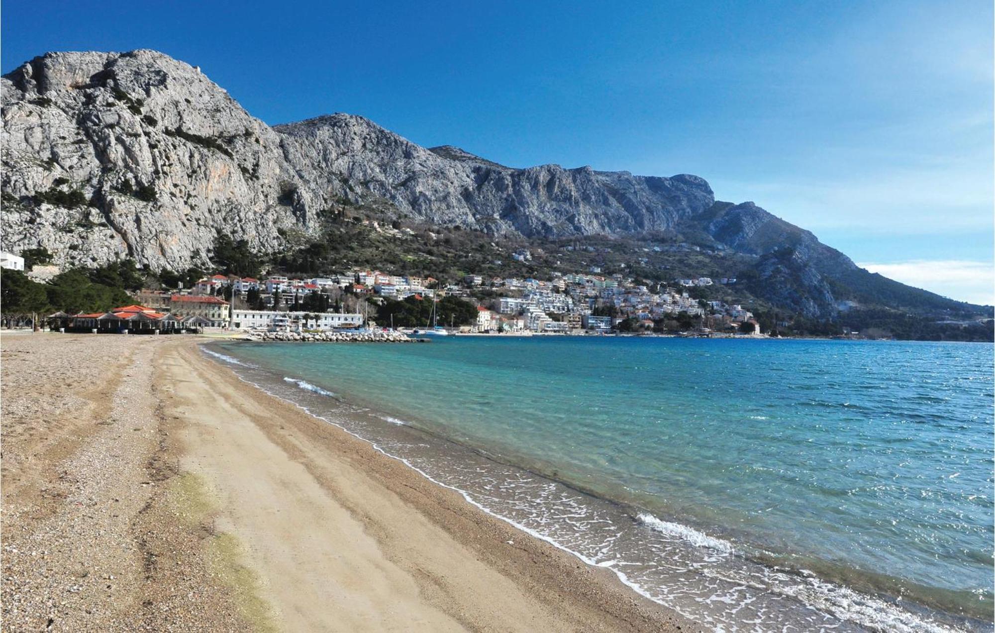 Gorgeous Apartment In Omis With House Sea View Eksteriør bilde