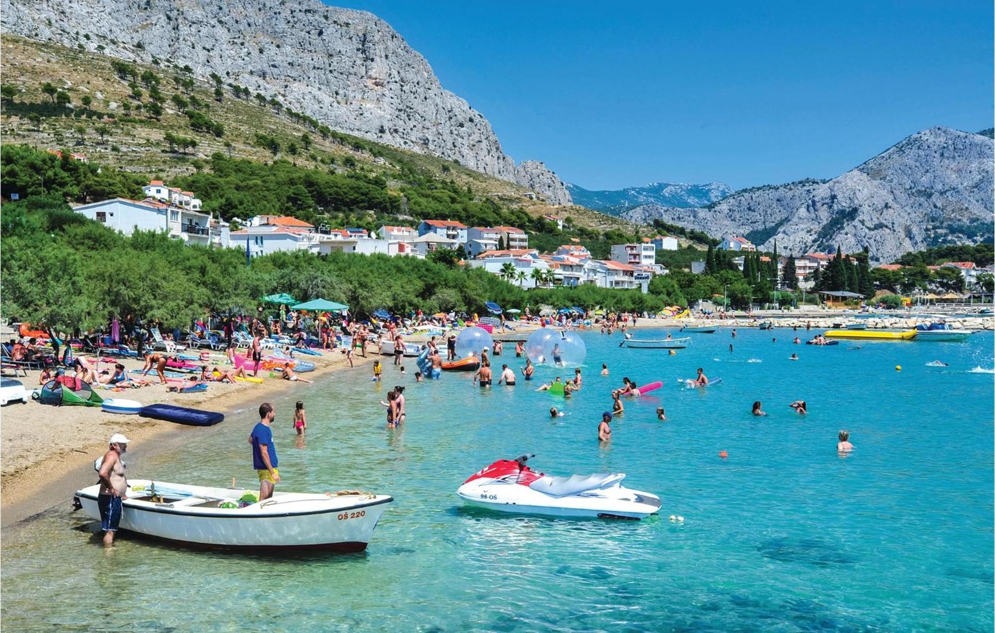 Gorgeous Apartment In Omis With House Sea View Eksteriør bilde